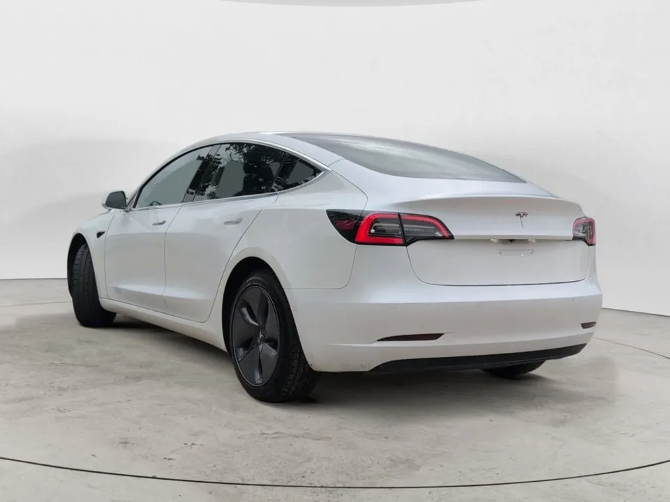 Tesla Model 3 2020 photo 5