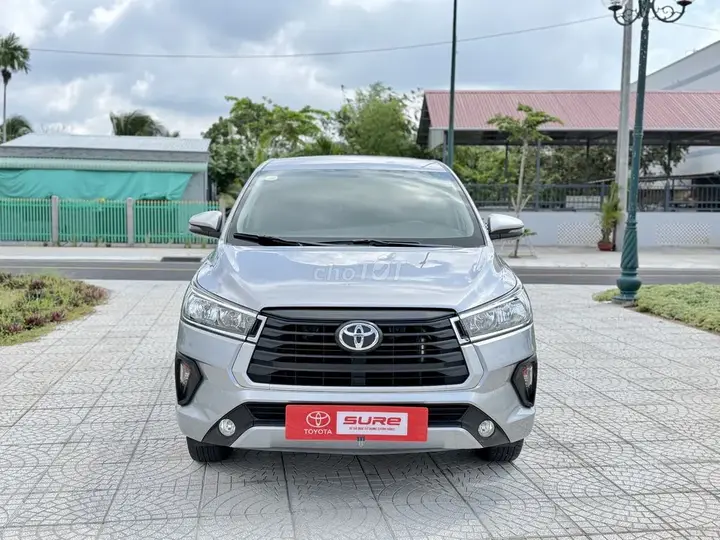 Toyota Innova 2022 photo 2