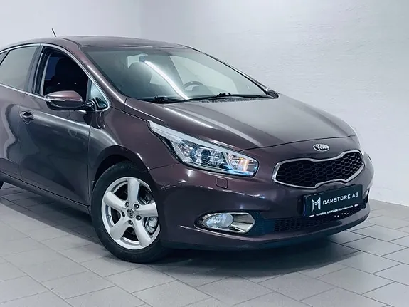 Kia Ceed 2013 photo 2