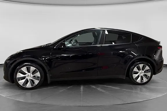 Tesla Model Y 2022 photo 2