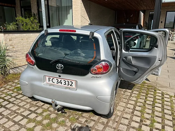 Toyota Aygo 2012 photo 4