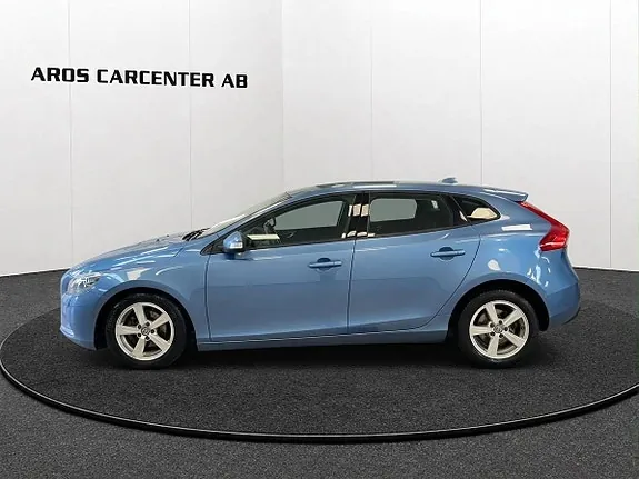 Volvo V40 2015 photo 2