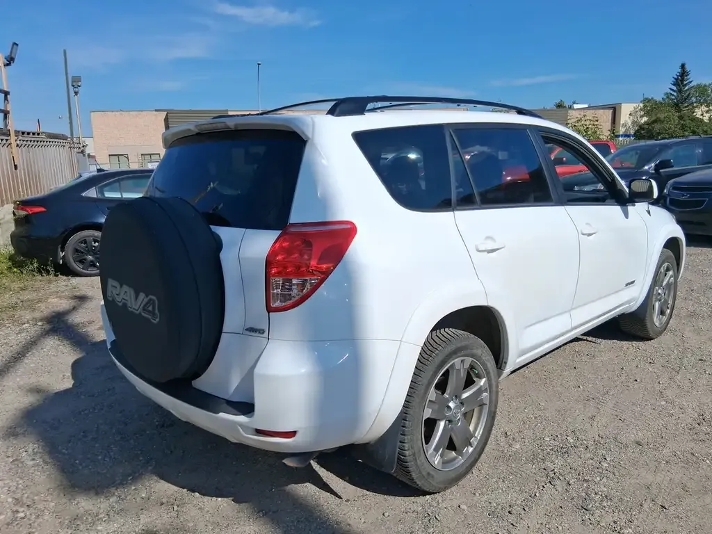 Toyota Rav4 2008 photo 4