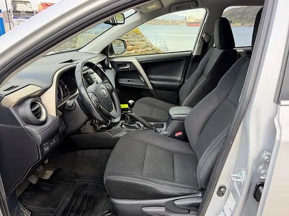 Toyota Rav4 2014 photo 5