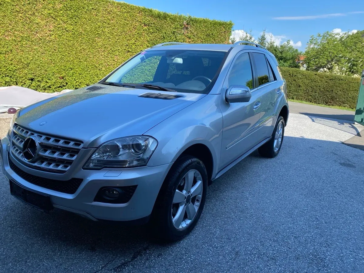 Mercedes-Benz Ml Class 2010 photo 3
