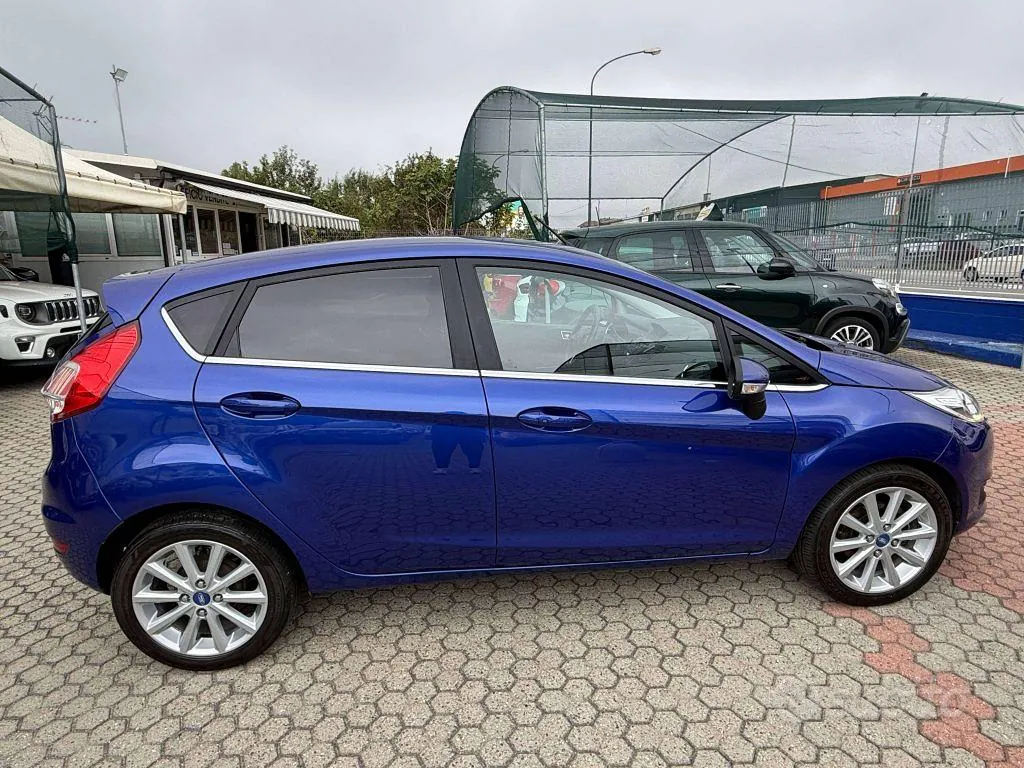 Ford Fiesta 2015 photo 4