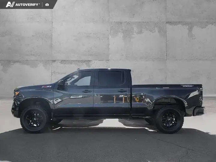 Chevrolet Silverado 1500 2022 photo 3