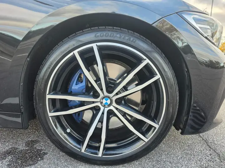 BMW 3 Series 2020 photo 5