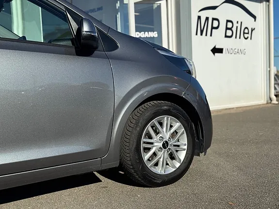 Kia Picanto 2023 photo 4