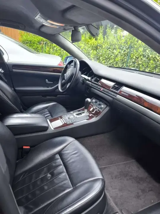 Audi A8 2005 photo 3
