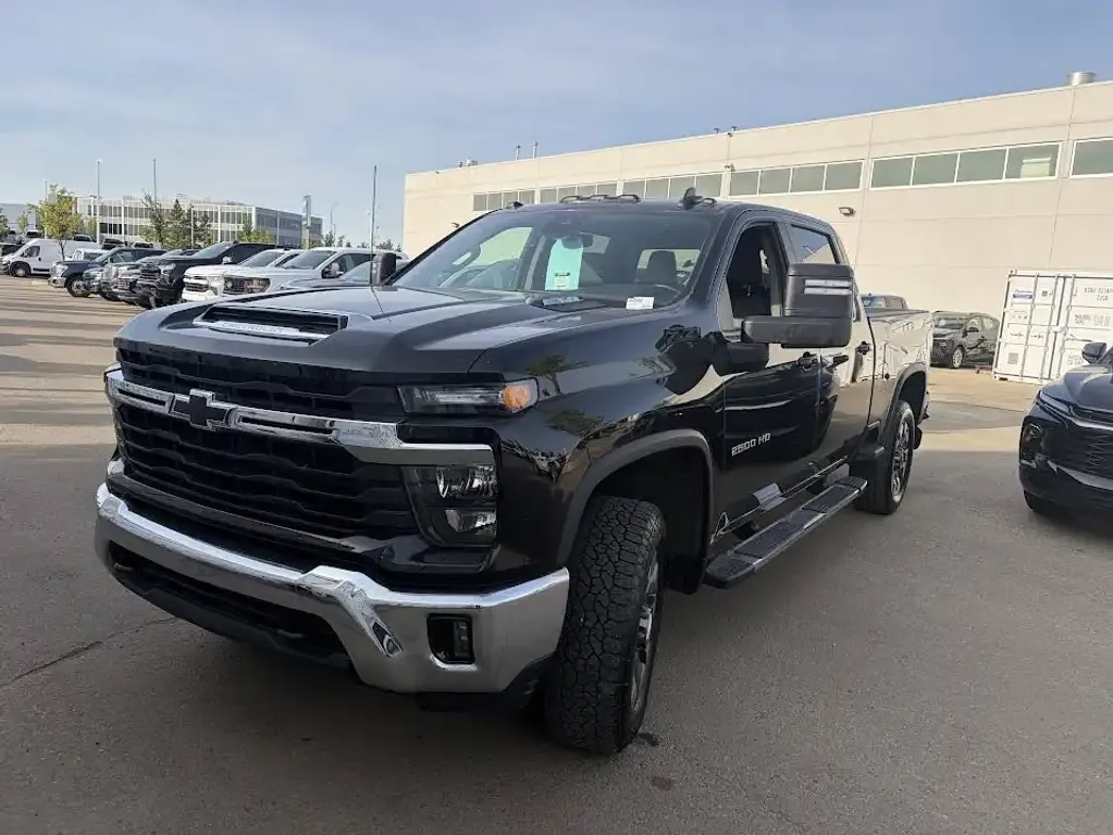 Chevrolet Silverado 2500 2024 photo 3