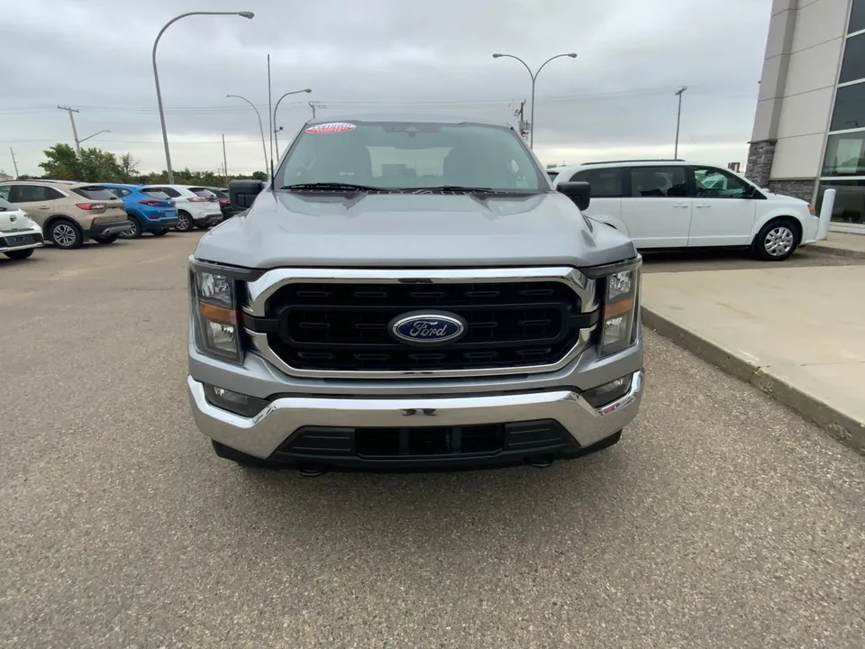 Ford F-150 2023 photo 2