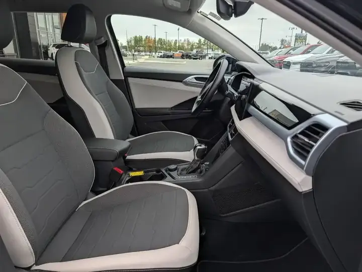 Volkswagen Taos 2025 photo 5