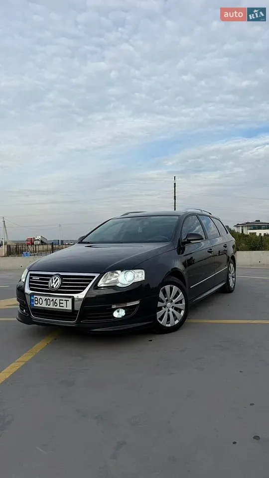Volkswagen Passat 2010 photo 2
