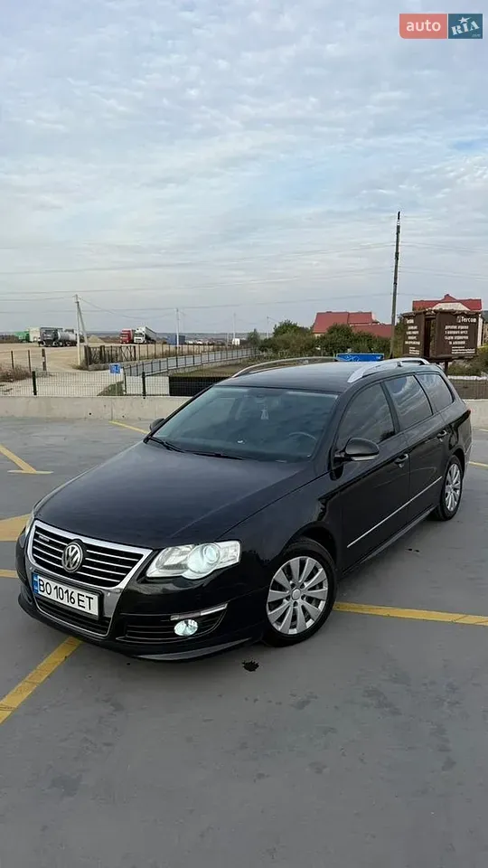 Volkswagen Passat 2010 photo 4