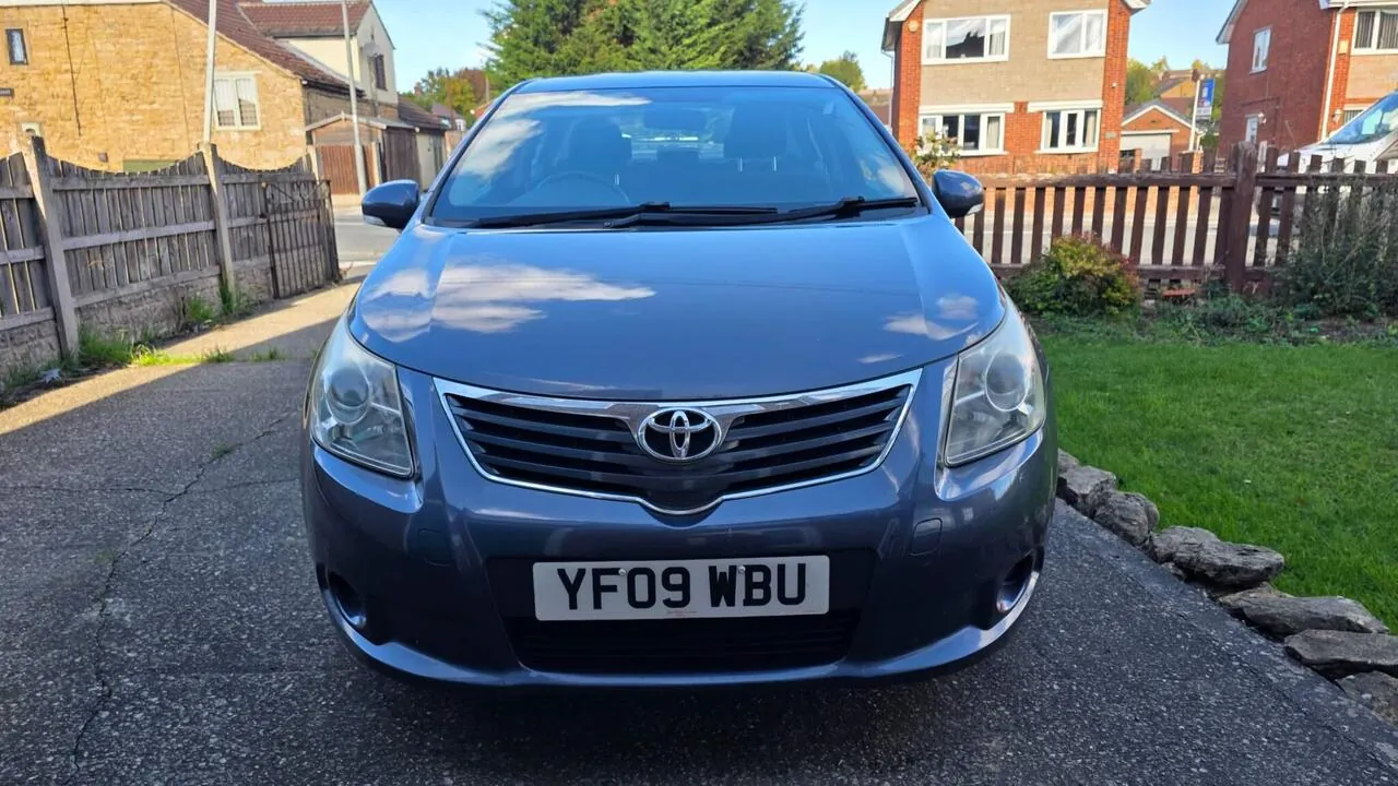 Toyota Avensis 2009 photo 5