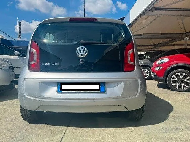 Volkswagen Up 2013 photo 3