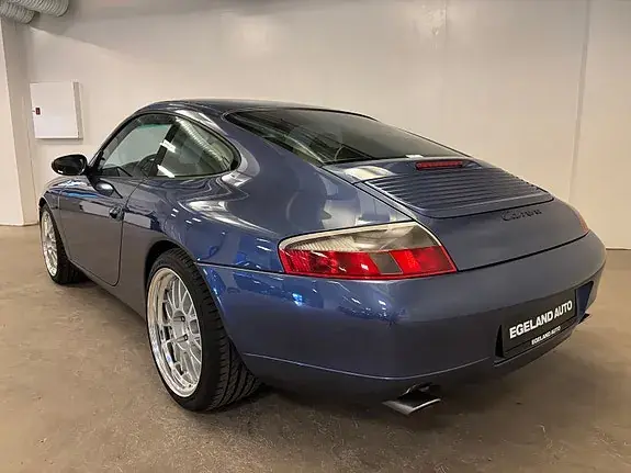 Porsche 911 Carrera 1999 photo 4