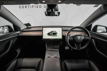 Tesla Model Y 2022 photo 3