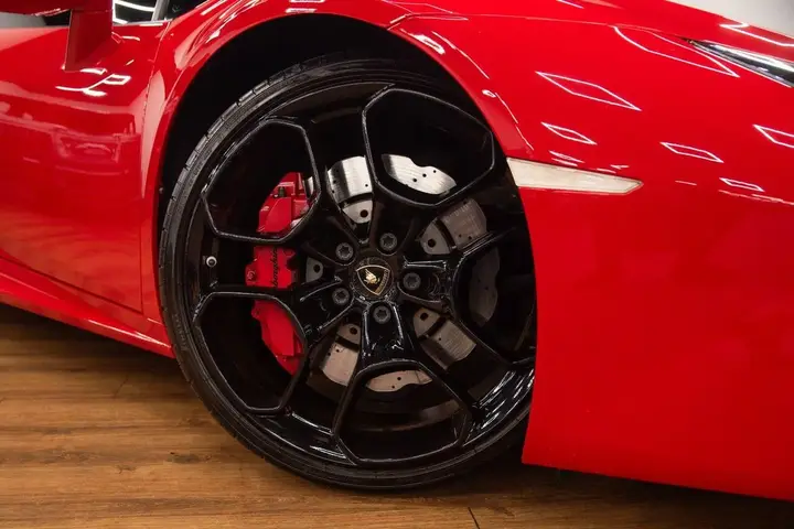 Lamborghini Huracan 2016 photo 5