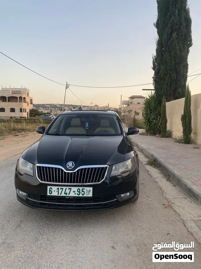 Skoda Superb 2014 photo 3