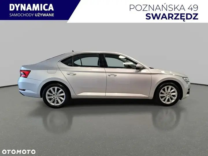 Skoda Superb 2020 photo 5