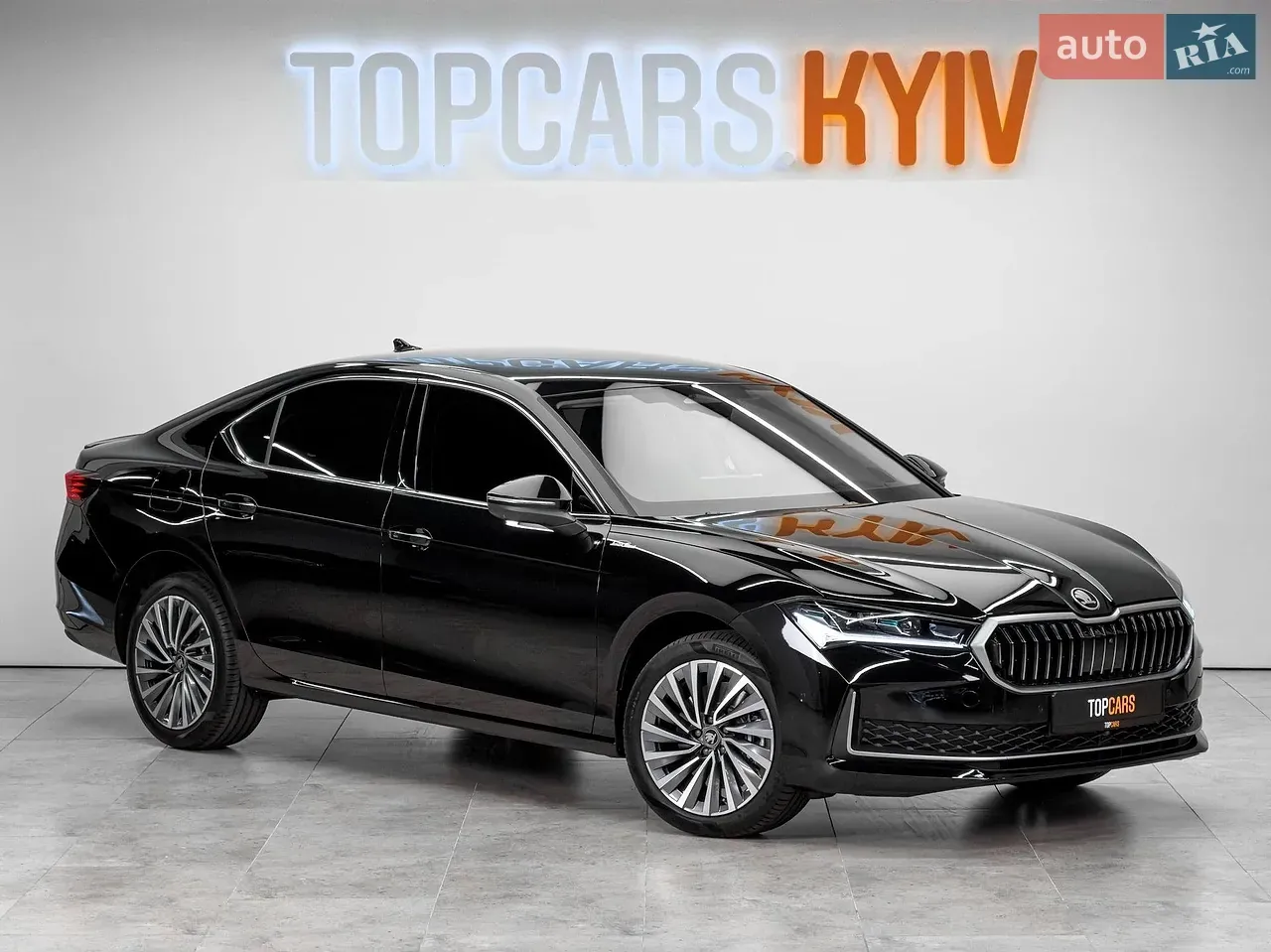 Skoda Superb 2026 photo 2