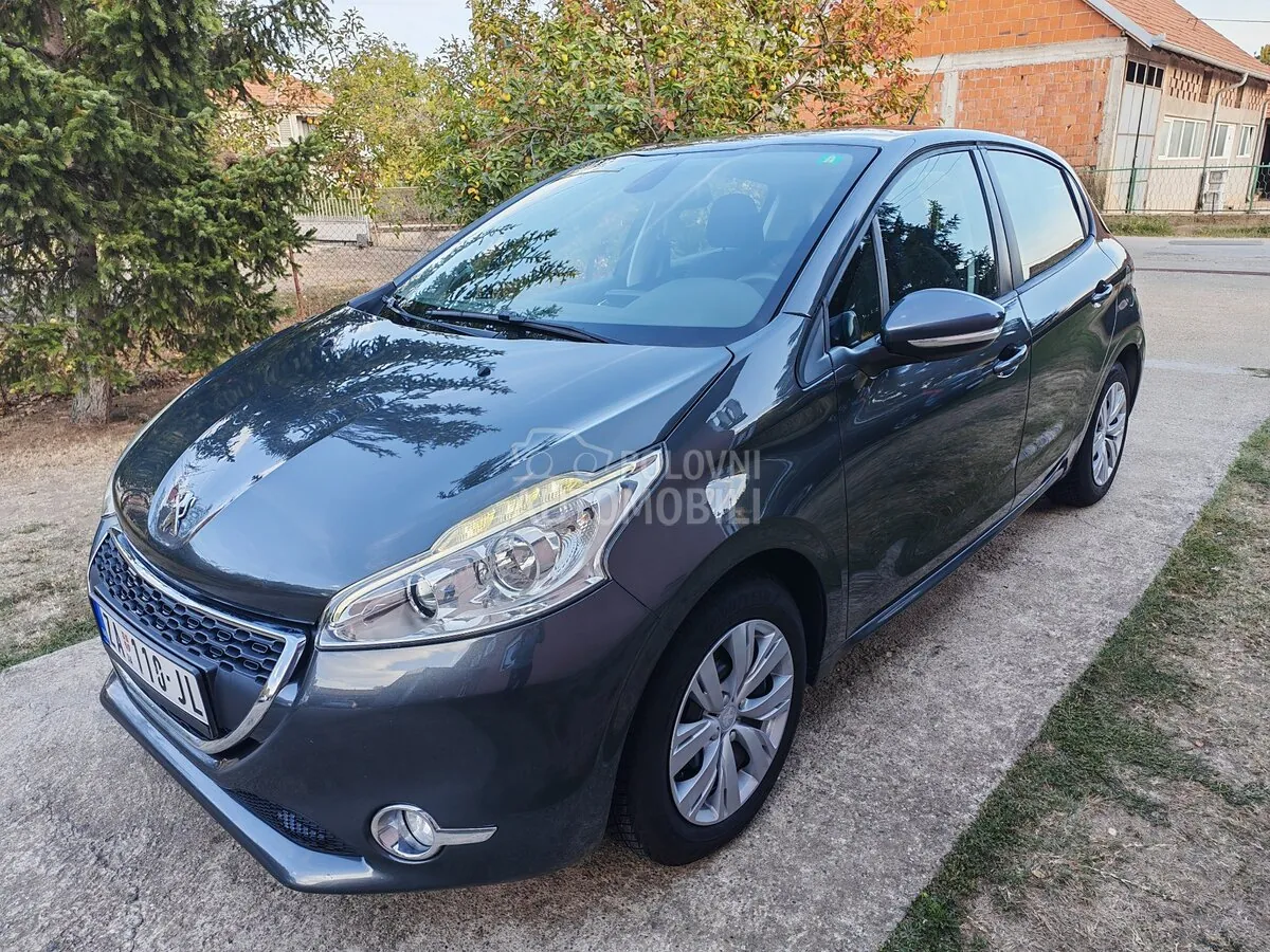 Peugeot 208