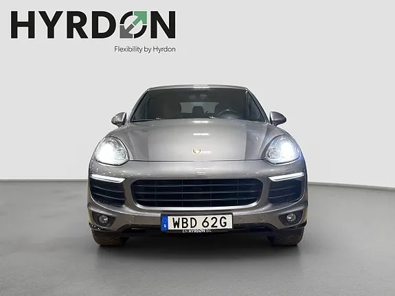 Porsche Cayenne S 2016 photo 2