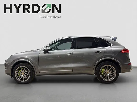 Porsche Cayenne S 2016 photo 3