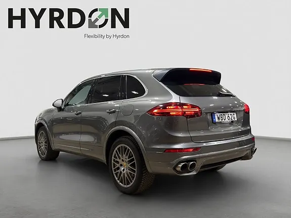 Porsche Cayenne S 2016 photo 4