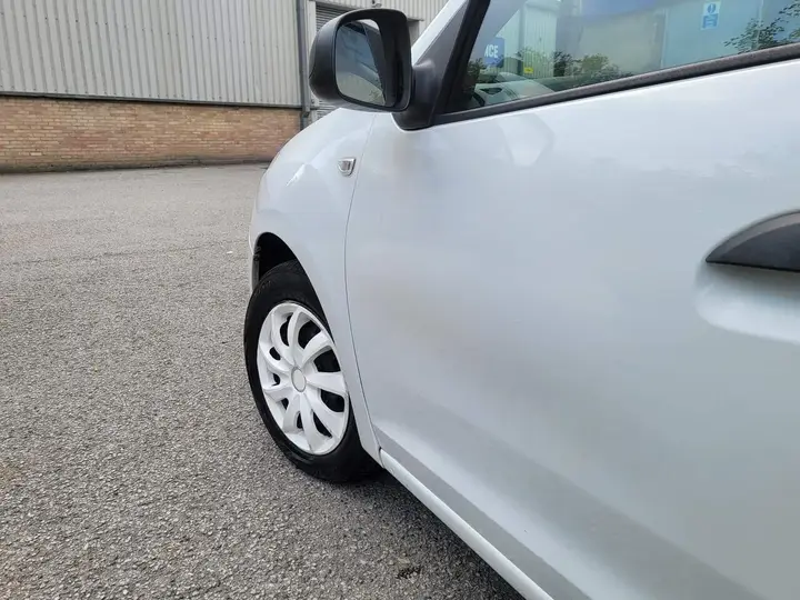Dacia Sandero 2017 photo 3