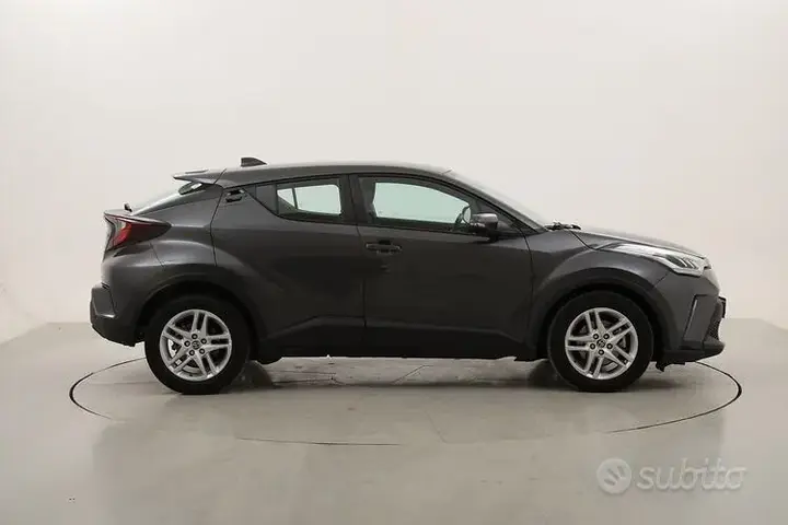 Toyota C-Hr 2022 photo 3