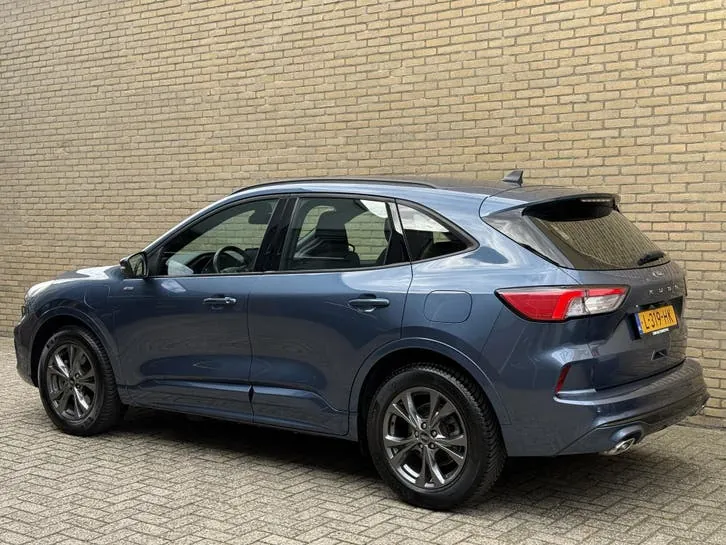 Ford Kuga 2021 photo 2