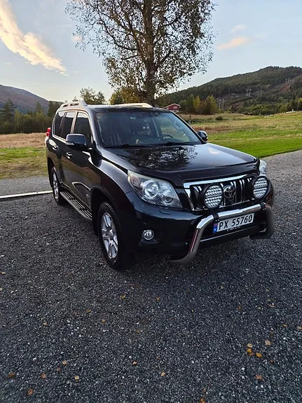Toyota Land Cruiser 2012 photo 4