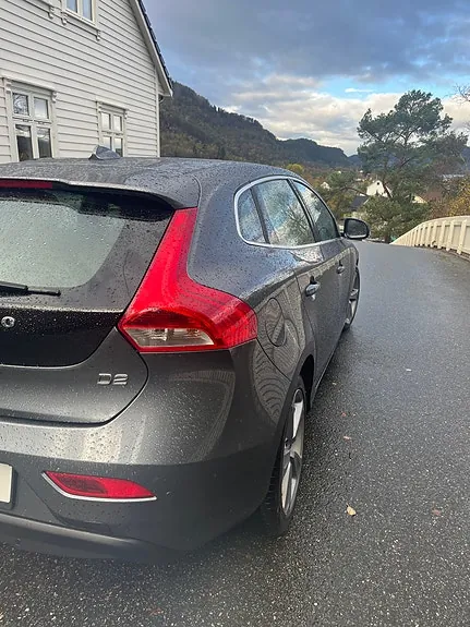 Volvo V40 2013 photo 4