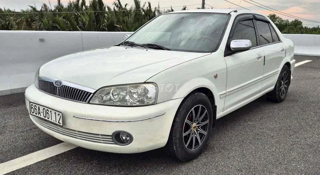 Ford Laser
