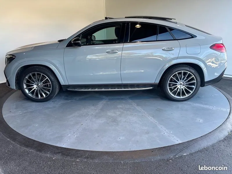 Mercedes-Benz Gle 2024 photo 2