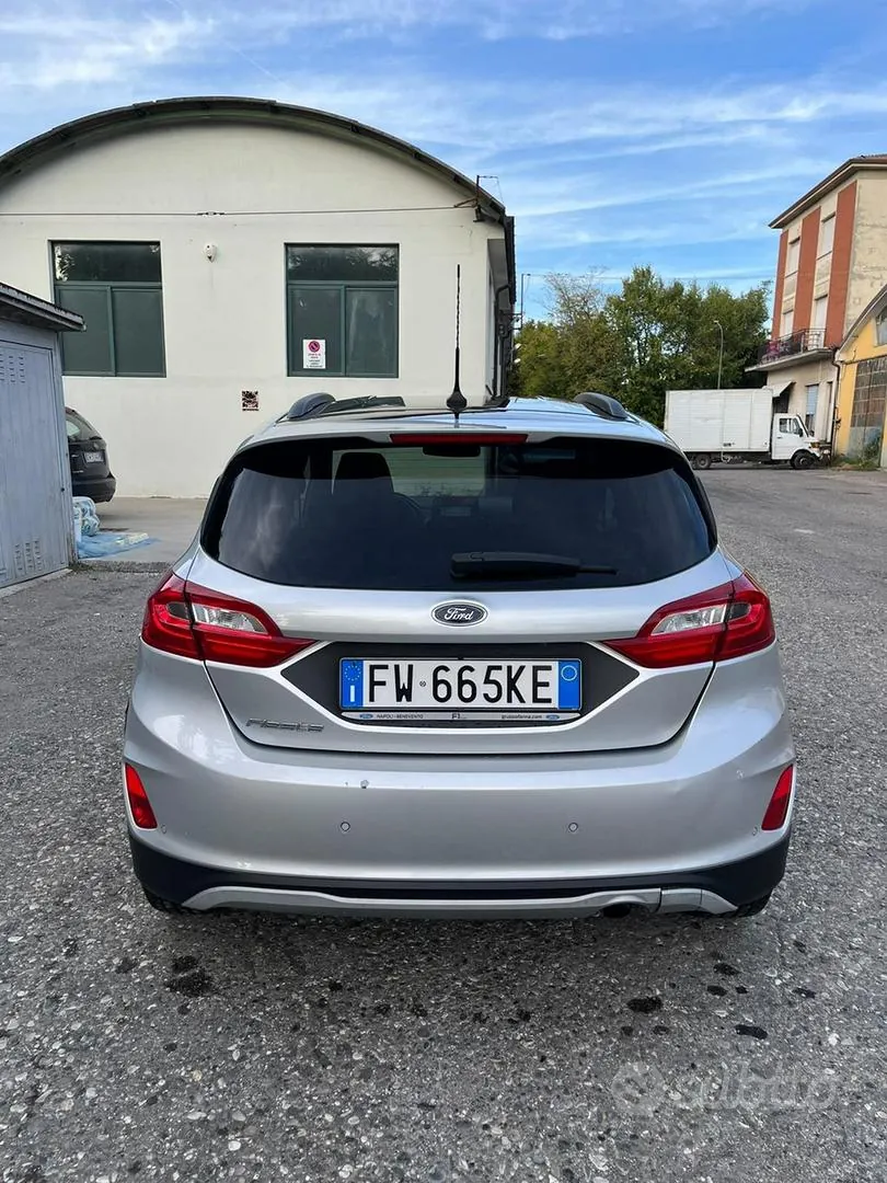 Ford Fiesta Active 2019 photo 2