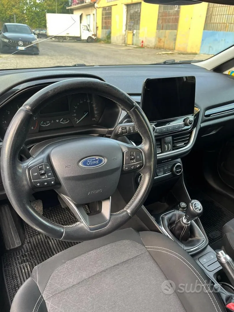 Ford Fiesta Active 2019 photo 5