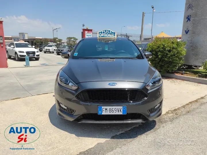 Ford Focus 2017 photo 2