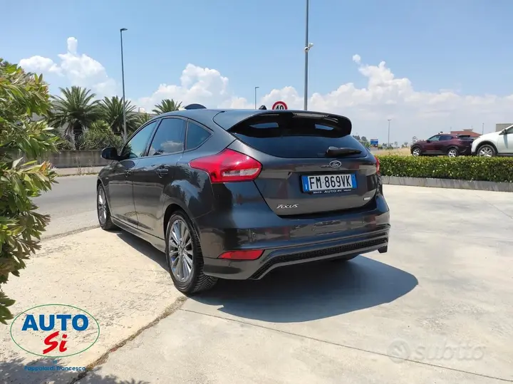 Ford Focus 2017 photo 5