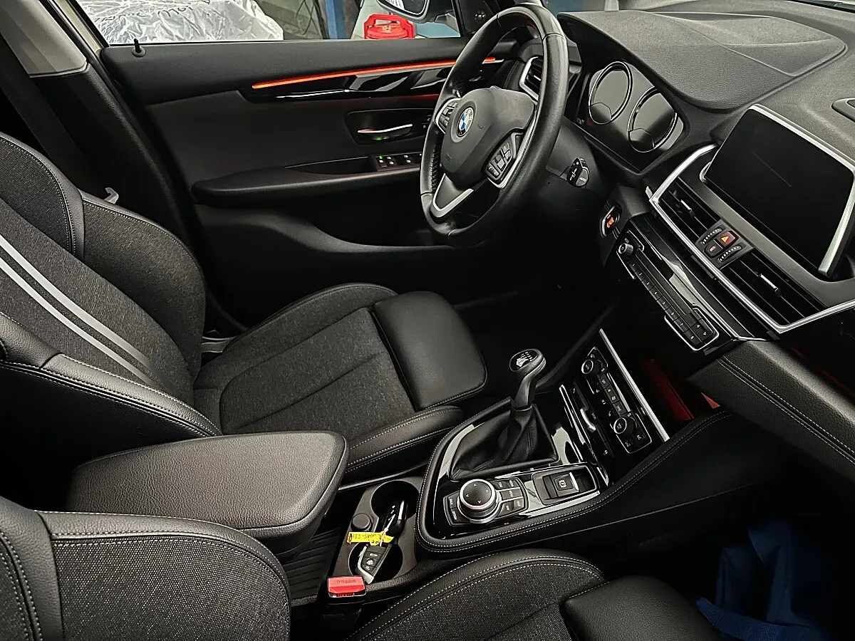 BMW 2 Series 2019 photo 3