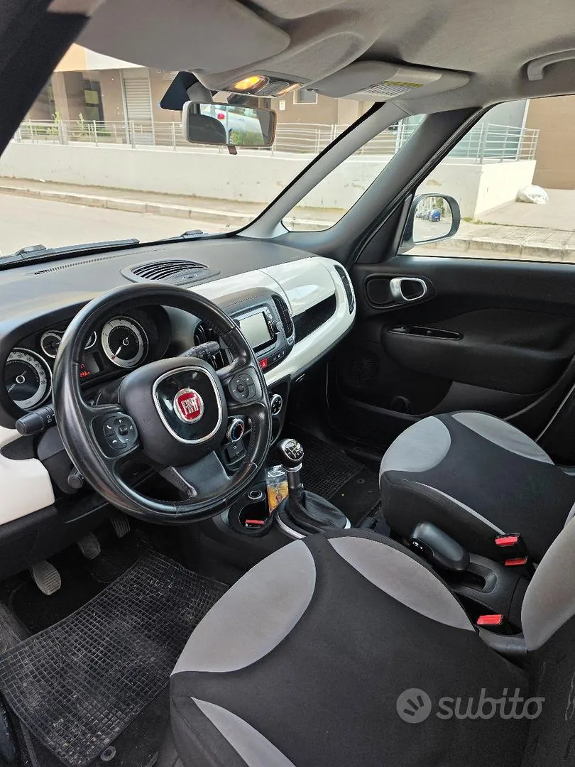 Fiat 500L 2013 photo 4