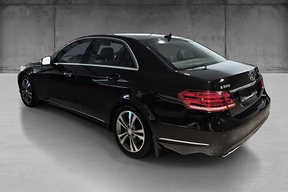 Mercedes-Benz 220 D 2016 photo 3