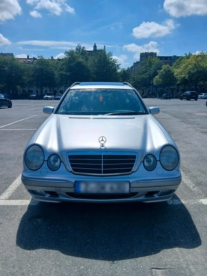 Mercedes-Benz E 200 Kompressor