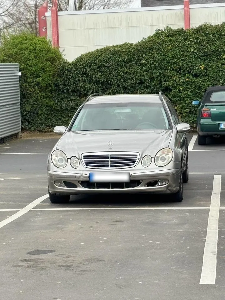 Mercedes-Benz E220 Cdi