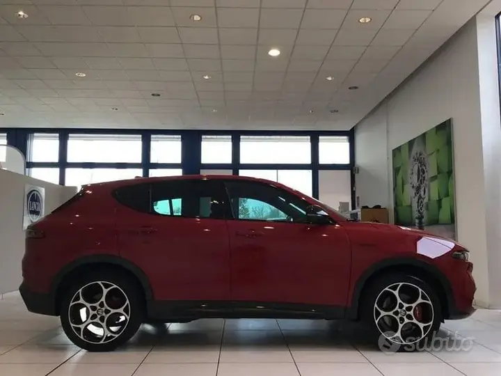 Alfa Romeo Tonale 2025 photo 2