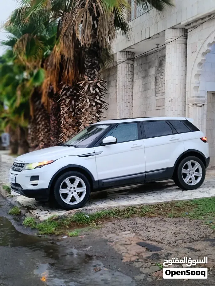 Land Rover Range Rover Evoque 2015 photo 2