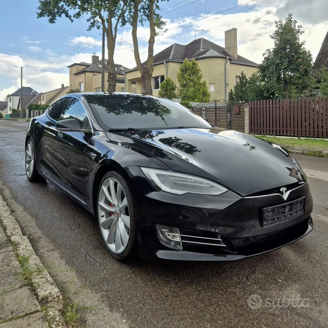Tesla Model S